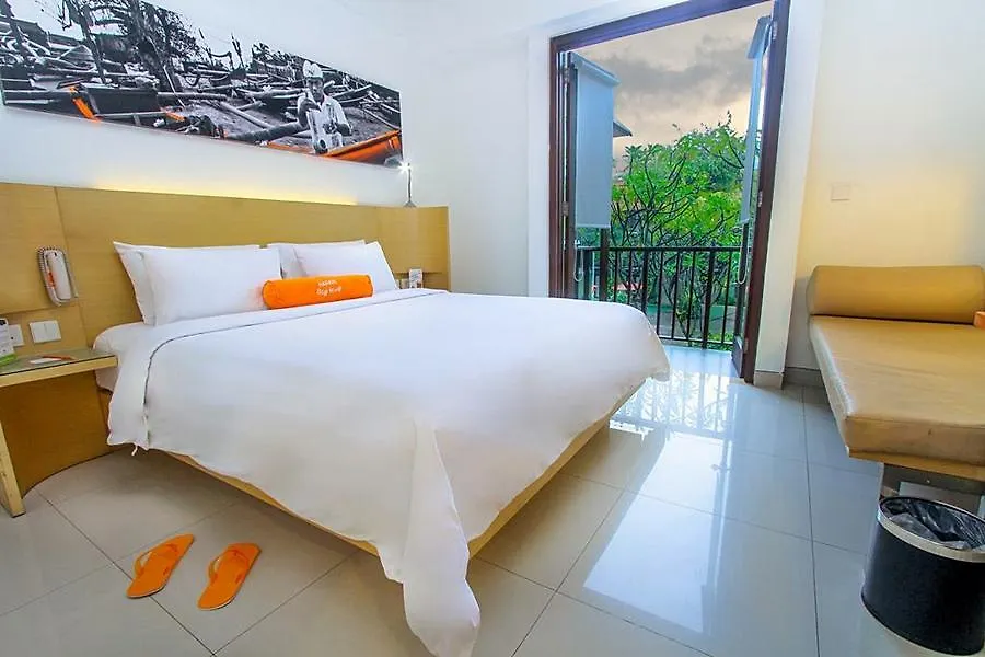 Harris Hotel Kuta Tuban Bali  Kuta Lombok
